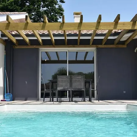펜션 Calm House, Swimming Pool And Garden Bénesse-Maremne